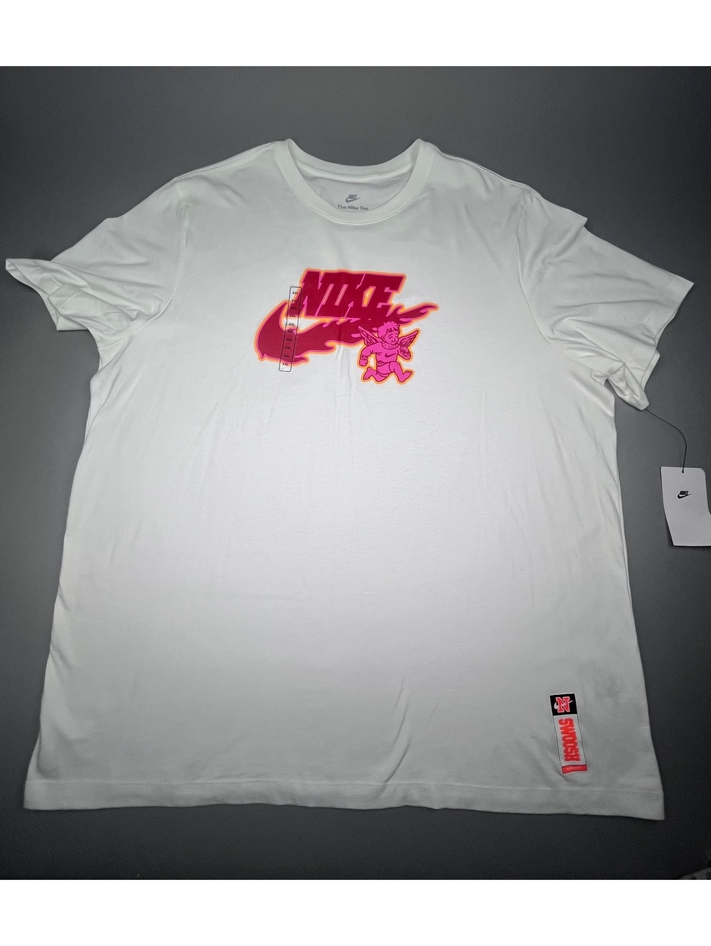 Nike graphic T-shirt white